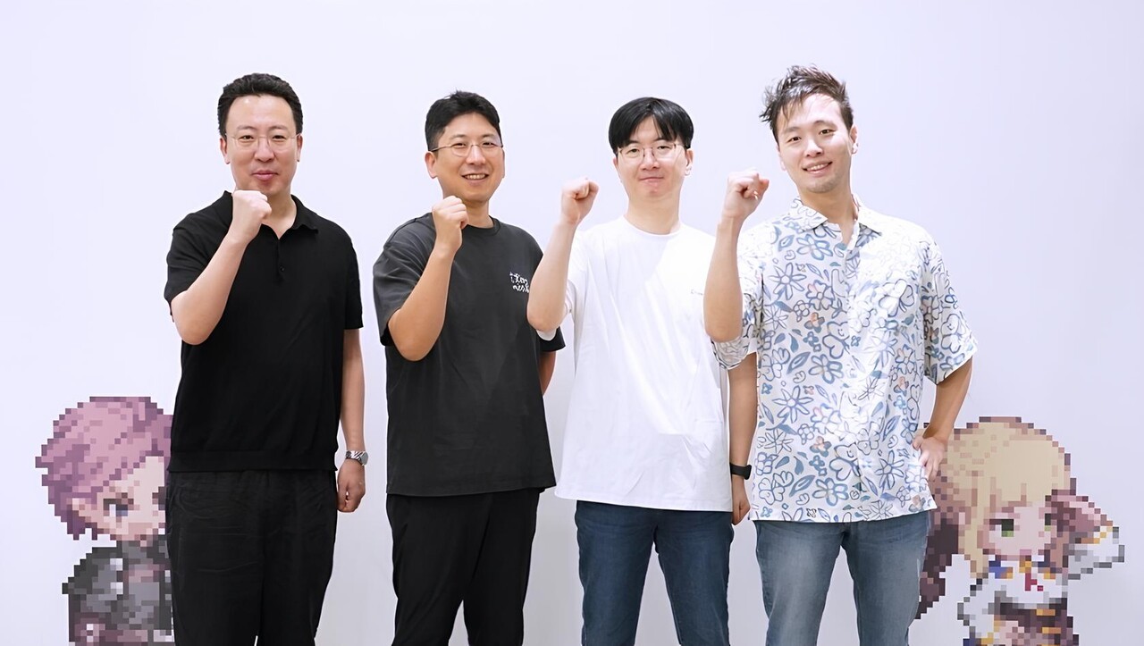 - 이정환 픽셀트라이브 가디스오더 시스템 디렉터, 배정현 픽셀트라이브 대표, 최진성 픽셀트라이브 가디스오더 총괄 PD, 정태룡 픽셀트라이브 가디스오더 게임 디렉터
