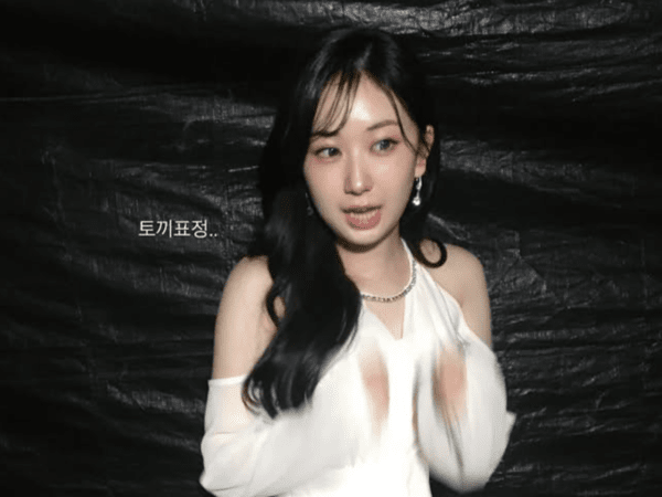전유진, 골드 스팽글 드레스로 트로트계 뒤흔든 파격 변신 "완전 다른 사람 같아"